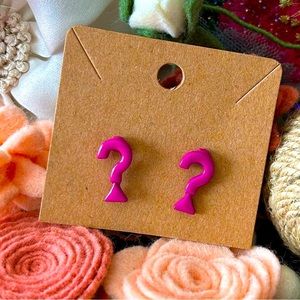 💖 5/$25 | NWT Purple Enamel Question Mark Stud Earrings